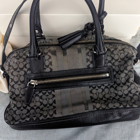 Purse - Picture 3 of 3